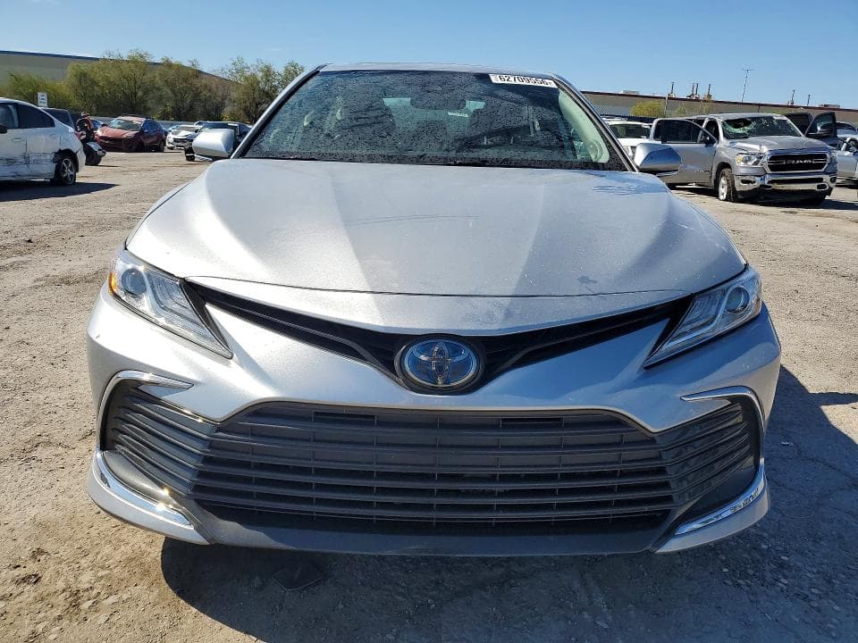 2023 TOYOTA CAMRY XLE 5