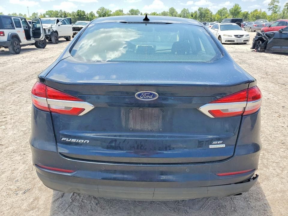 2020 FORD FUSION SE 6