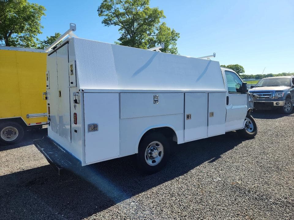 2020 CHEVROLET EXPRESS 3