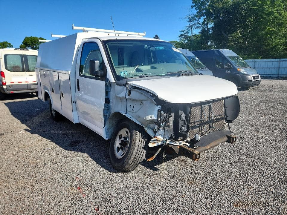 2020 CHEVROLET EXPRESS 4