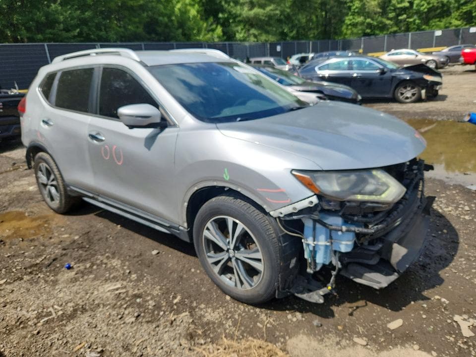 2018 NISSAN ROGUE SL 4