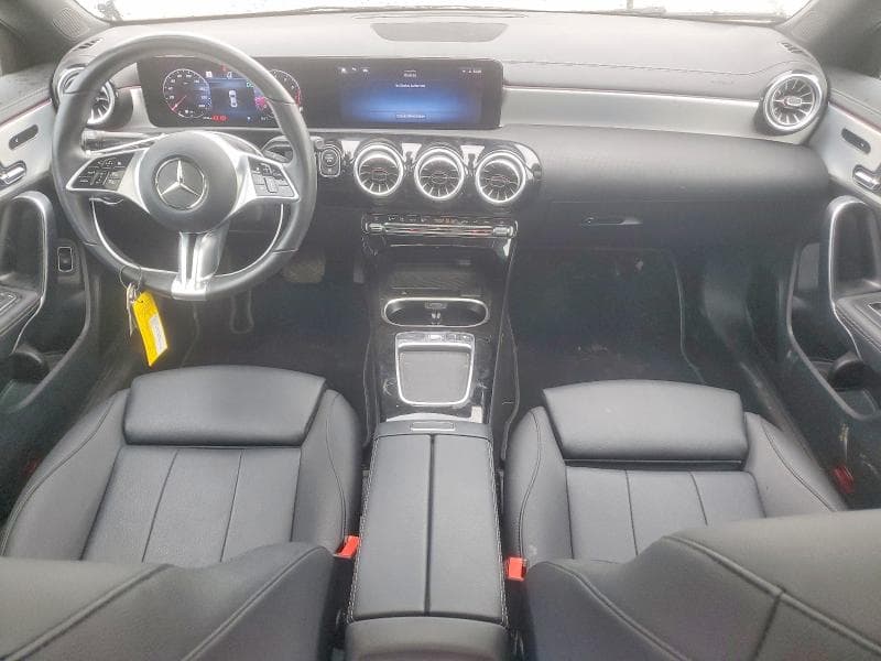 2025 MERCEDES-BENZ CLA 250 4MATIC 8
