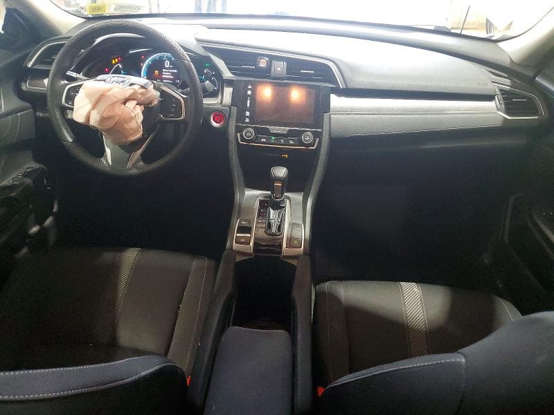 2018 HONDA CIVIC EX 8