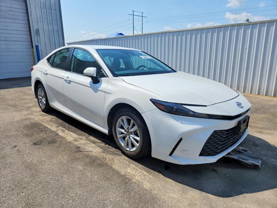 2025 TOYOTA CAMRY LE 4