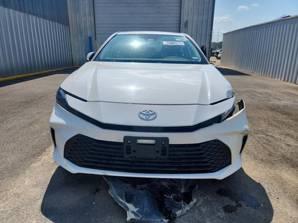 2025 TOYOTA CAMRY LE 5