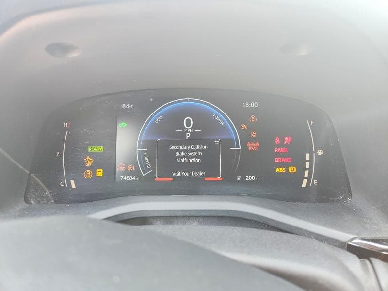 2025 TOYOTA CAMRY LE 9