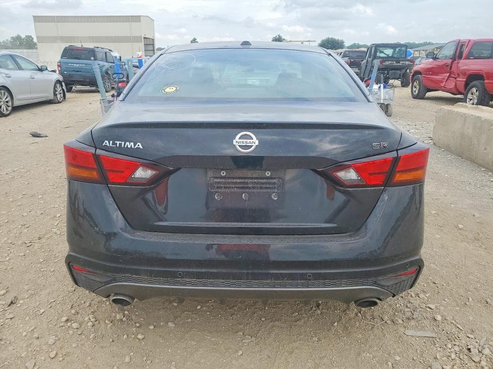 2021 NISSAN ALTIMA SR 6