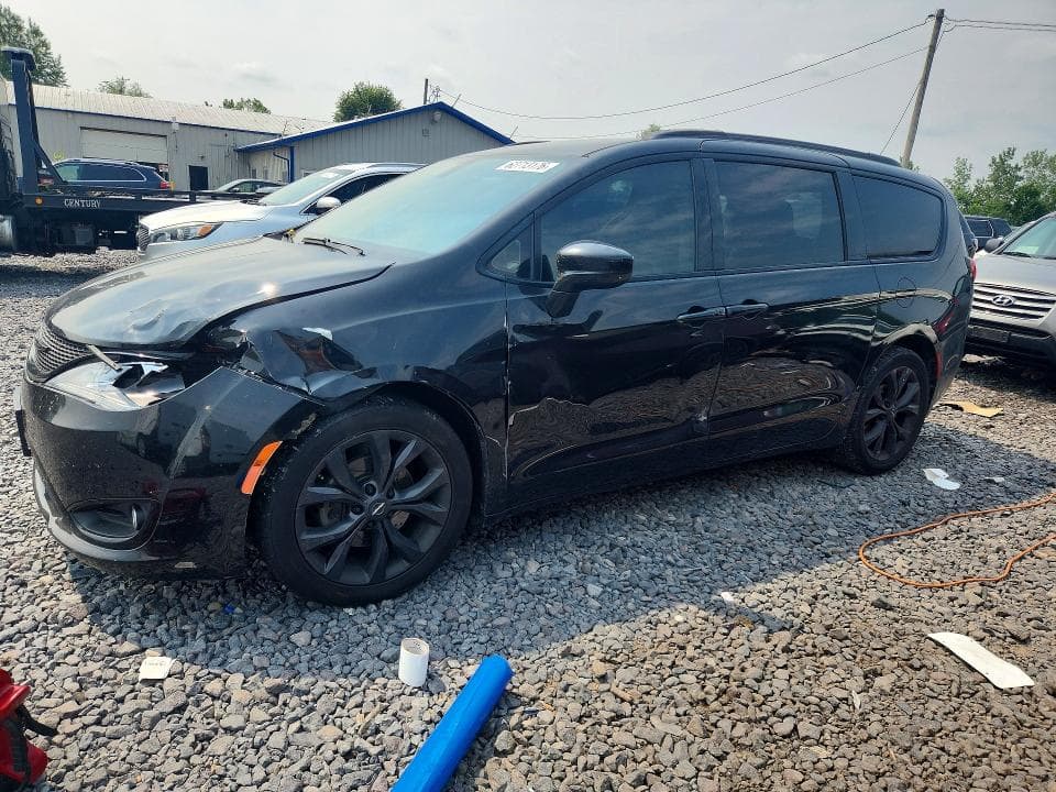 2018 CHRYSLER PACIFICA TOURING L - 1