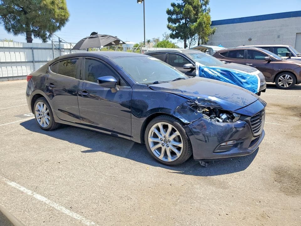 2017 MAZDA 3 TOURING 4
