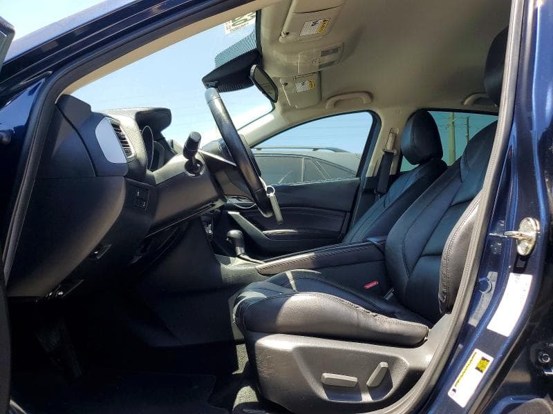 2017 MAZDA 3 TOURING 7
