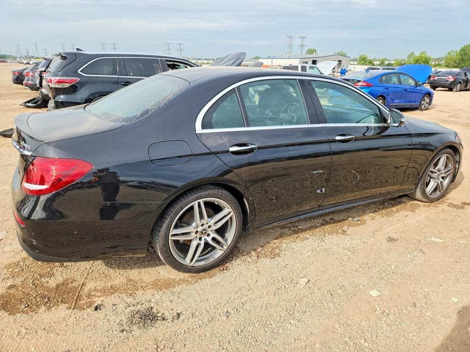 2019 MERCEDES-BENZ E 300 4MATIC 3