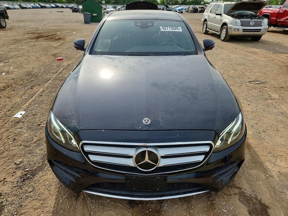 2019 MERCEDES-BENZ E 300 4MATIC 5