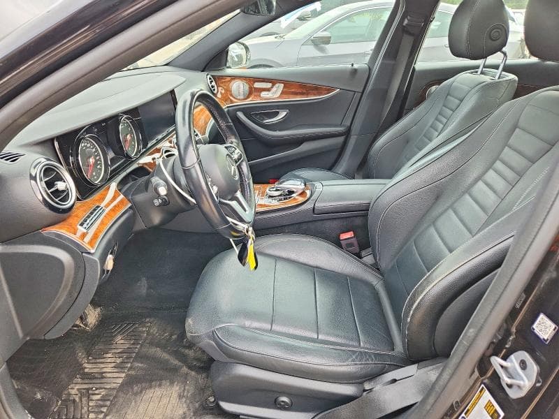 2019 MERCEDES-BENZ E 300 4MATIC 7