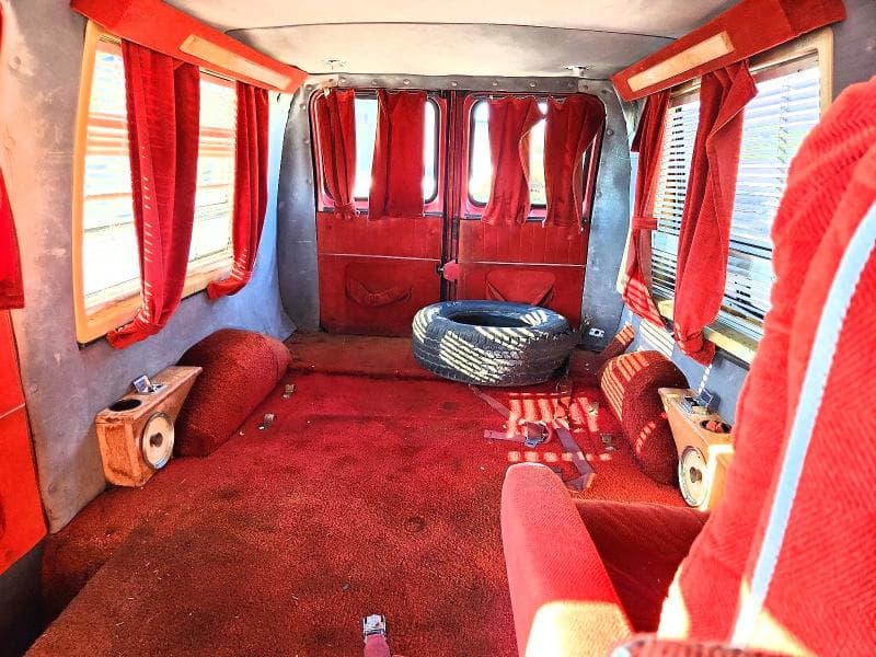 1986 FORD ECONOLINE E150 VAN 11