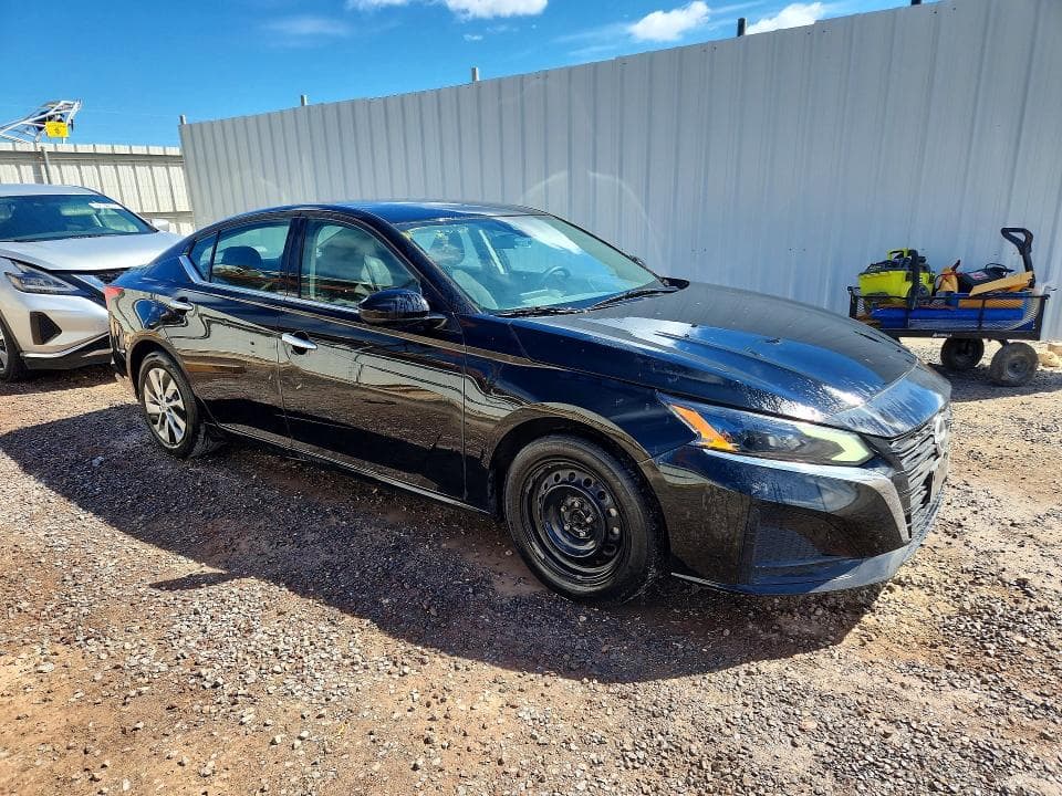 2023 NISSAN ALTIMA S 4