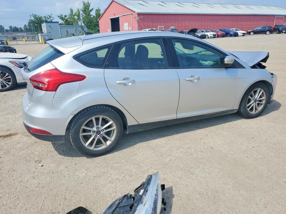 2017 FORD FOCUS SE 3