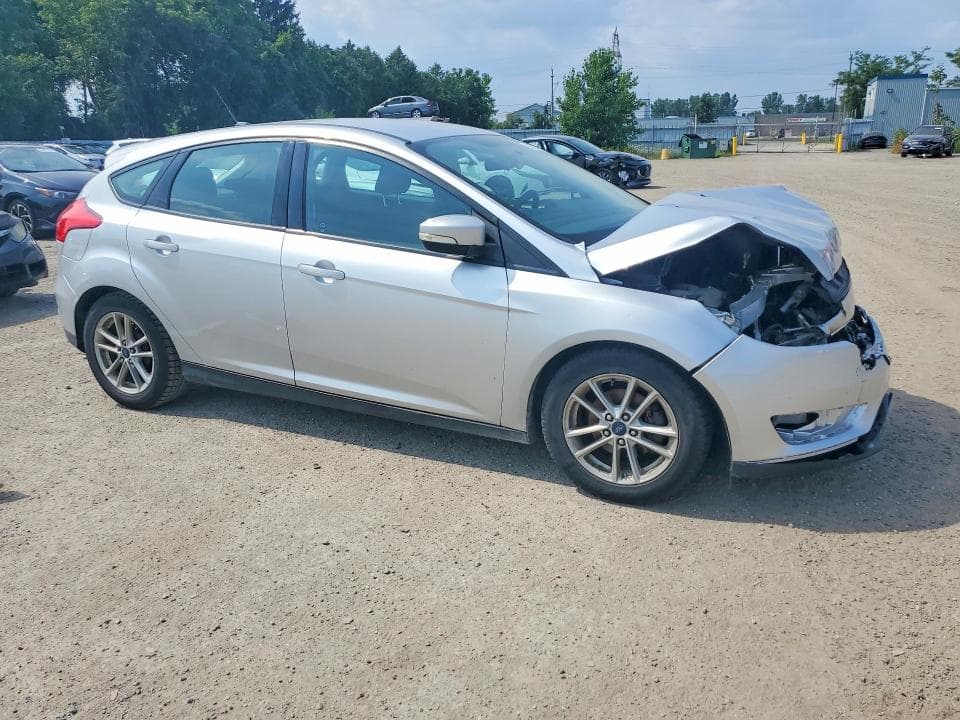 2017 FORD FOCUS SE 4
