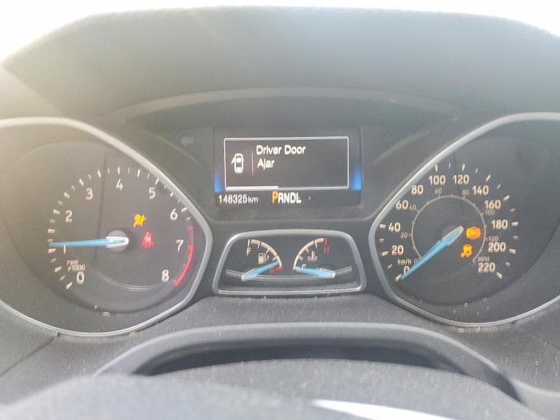 2017 FORD FOCUS SE 9
