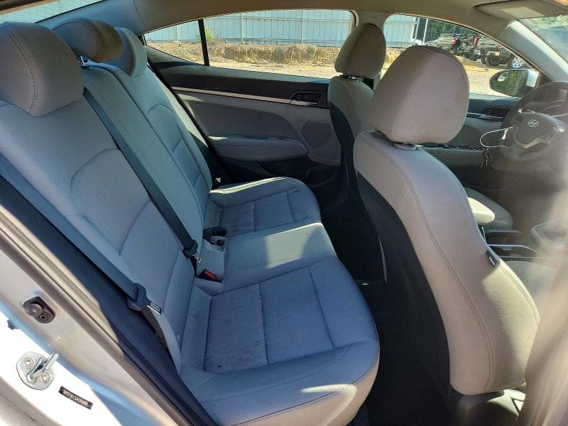 2018 HYUNDAI ELANTRA SE 10