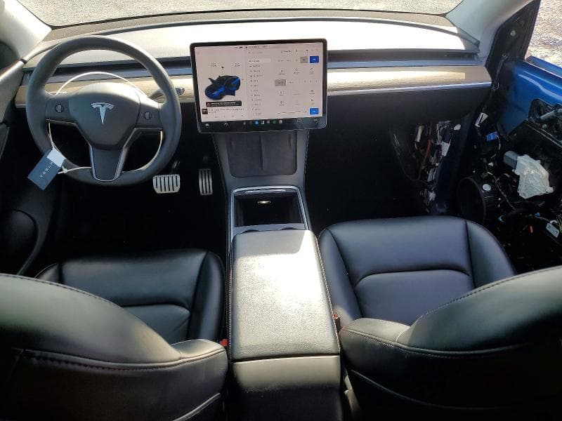 2021 TESLA MODEL Y 8