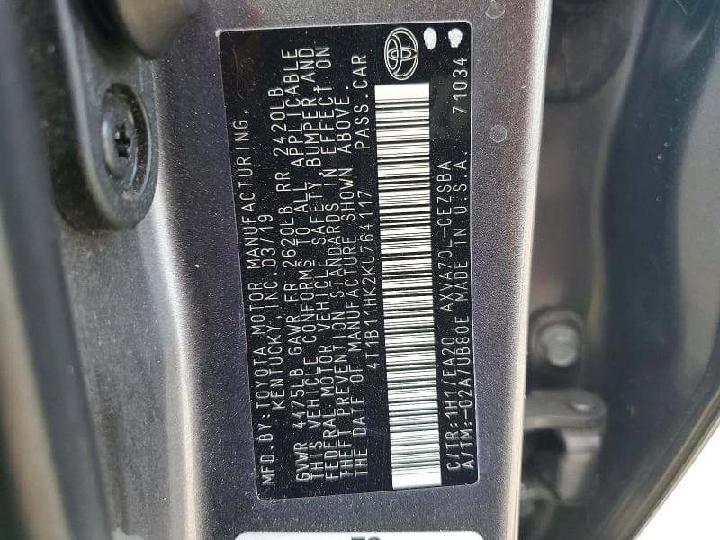 2019 TOYOTA CAMRY SE 12