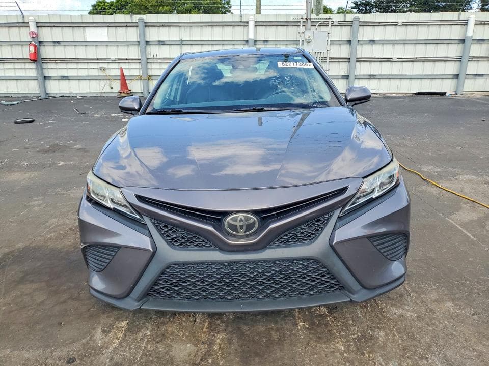 2019 TOYOTA CAMRY SE 5