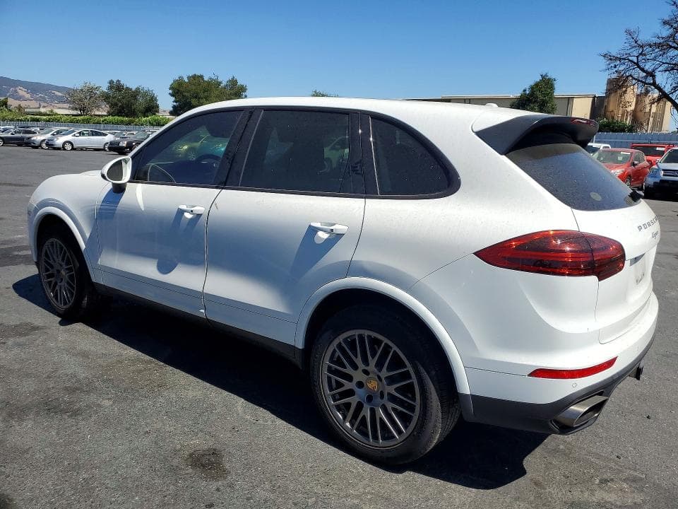 2018 PORSCHE CAYENNE 2