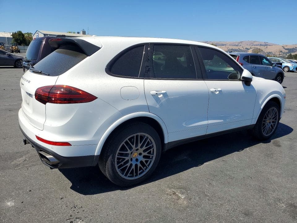 2018 PORSCHE CAYENNE 3