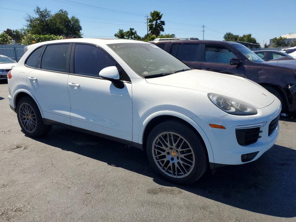 2018 PORSCHE CAYENNE 4