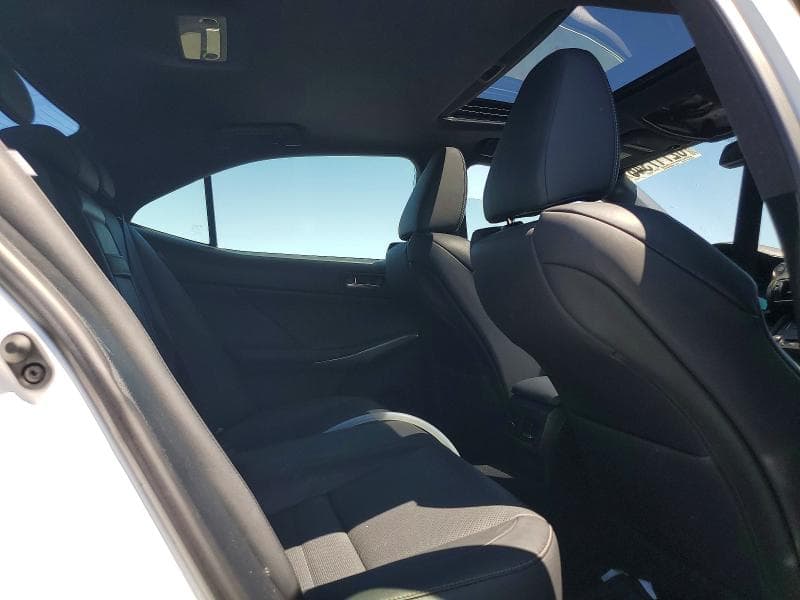 2017 LEXUS IS 350 10