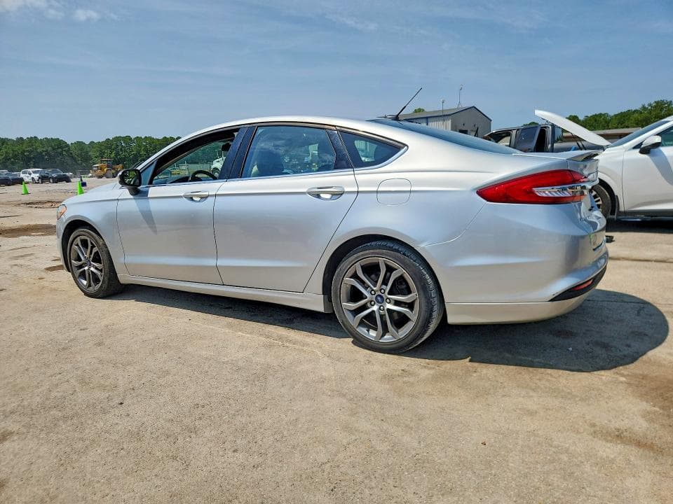 2017 FORD FUSION SE 4D SEDAN 2