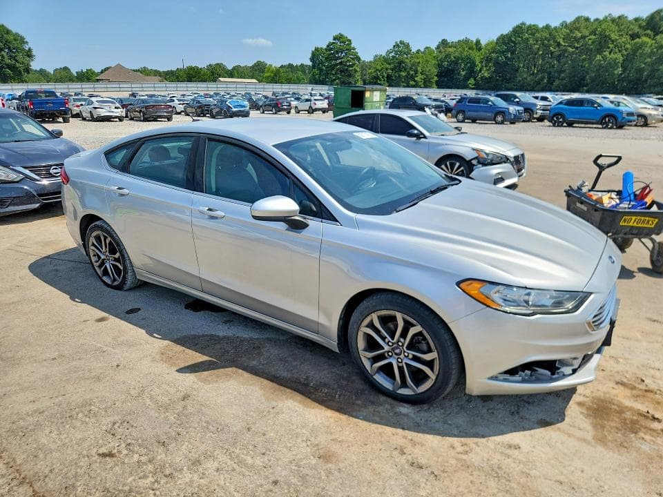 2017 FORD FUSION SE 4D SEDAN 4