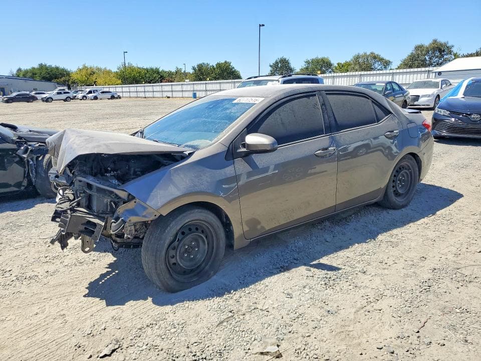 2018 TOYOTA COROLLA LE - 1