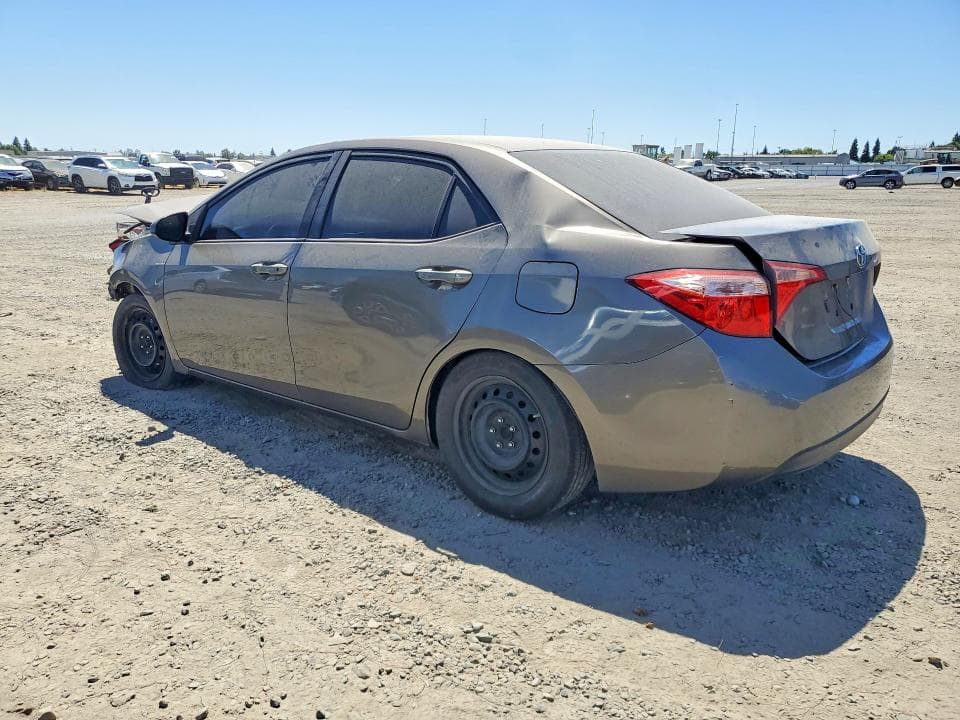 2018 TOYOTA COROLLA LE 2