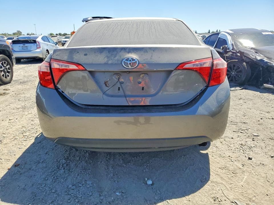 2018 TOYOTA COROLLA LE 6