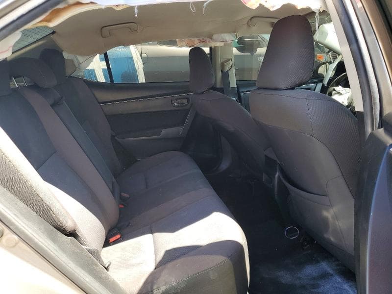 2018 TOYOTA COROLLA LE 10
