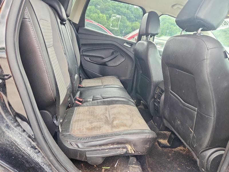 2017 FORD ESCAPE SE 11