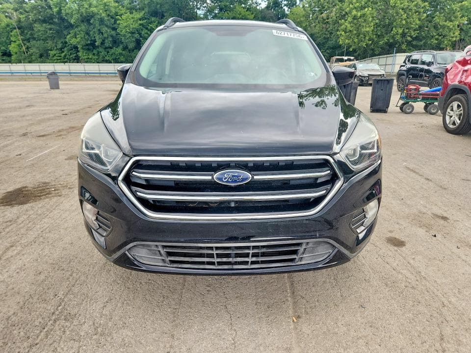 2017 FORD ESCAPE SE 5