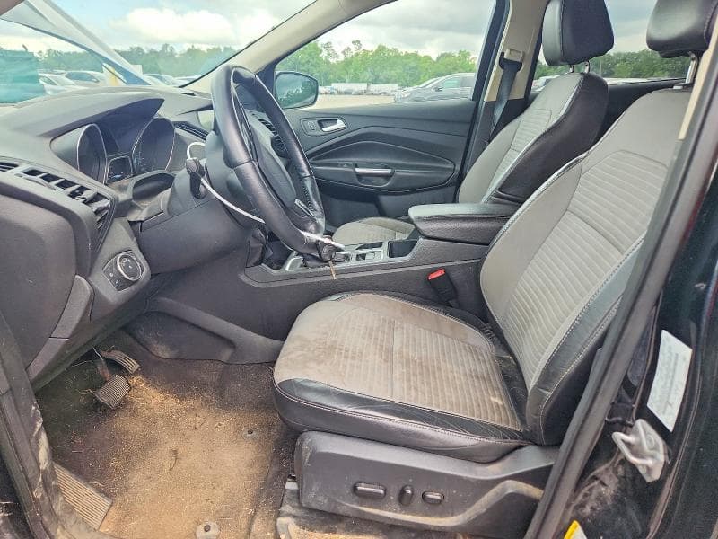 2017 FORD ESCAPE SE 7