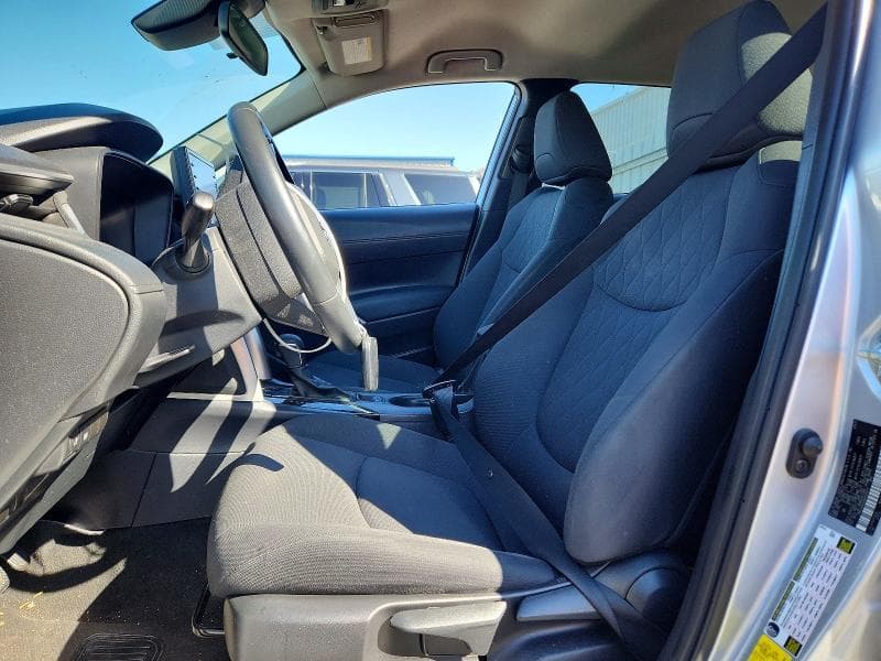 2022 TOYOTA COROLLA CROSS LE 7