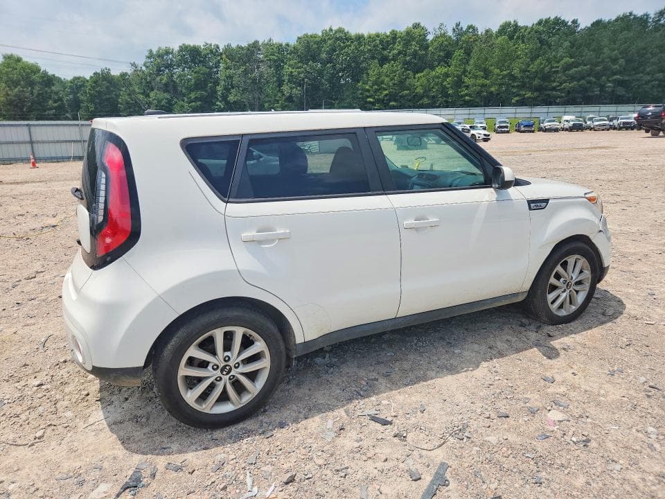 2018 KIA SOUL + 3