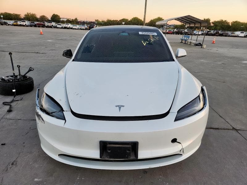 2024 TESLA MODEL 3 8