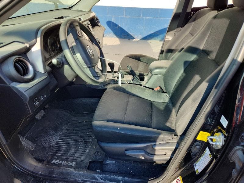 2018 TOYOTA RAV4 LE 7