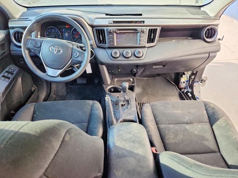 2018 TOYOTA RAV4 LE 8