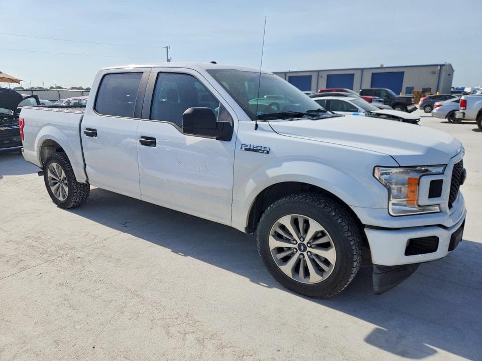 2018 FORD F150 SUPERCREW 4