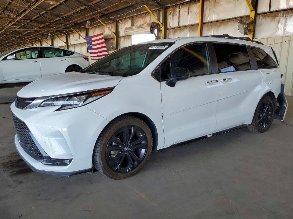 2023 TOYOTA SIENNA XSE 7-PASSENGER - 1