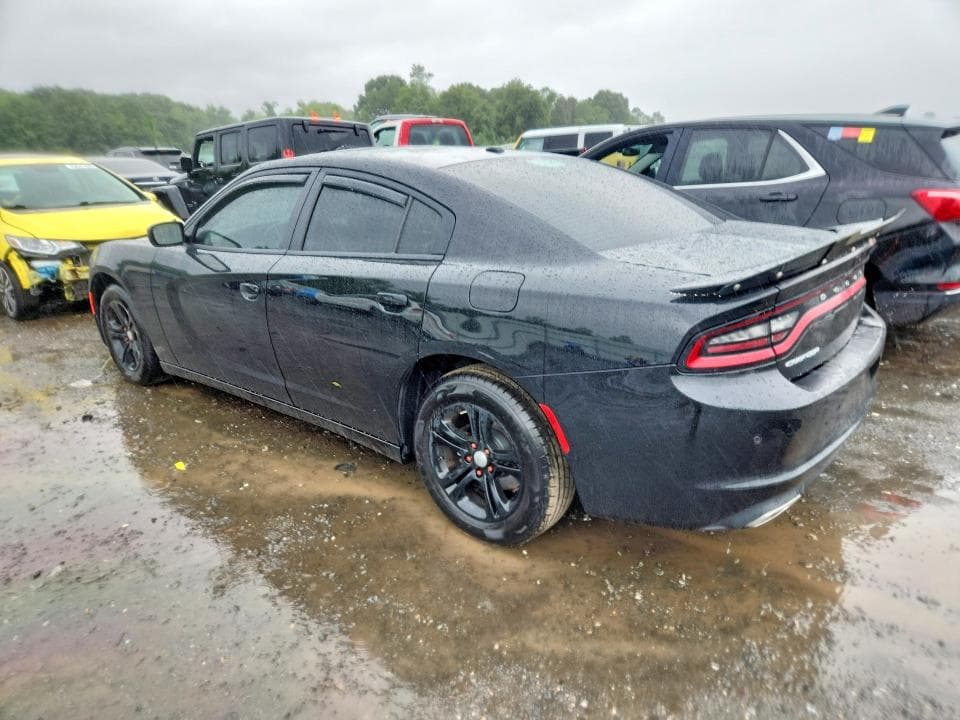 2022 DODGE CHARGER SXT 2