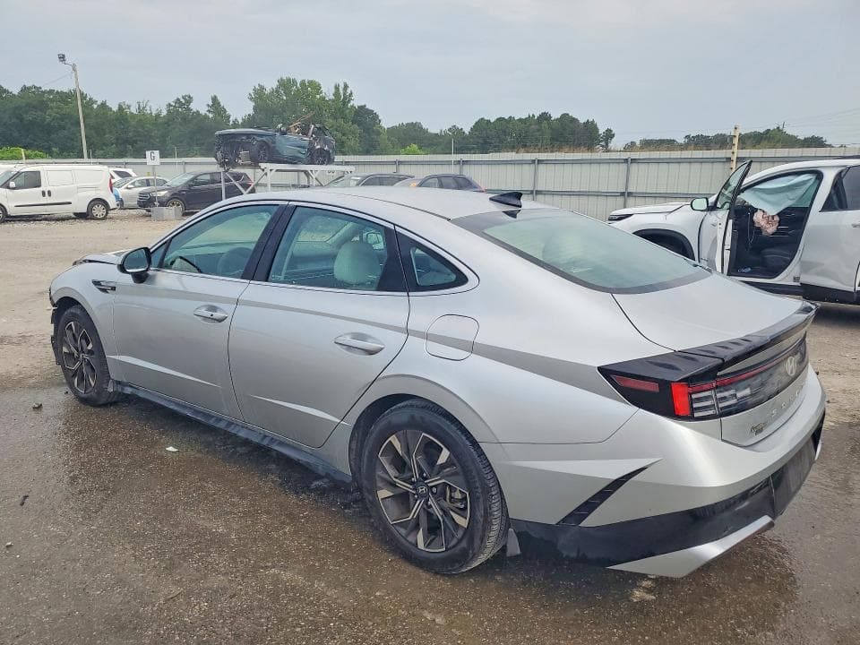 2025 HYUNDAI SONATA SEL 2