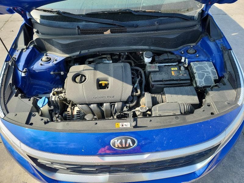 2021 KIA SELTOS S 12