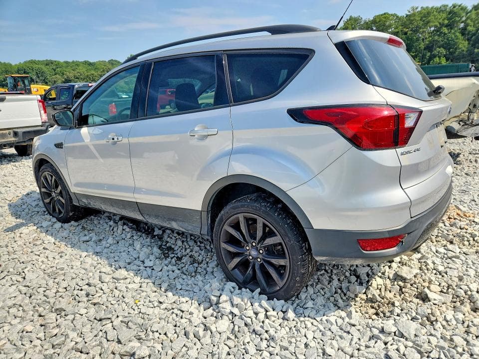 2019 FORD ESCAPE SE 2